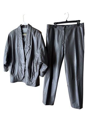 Vintage Womens Pant Suit Size Large Gray Leather Custom-made